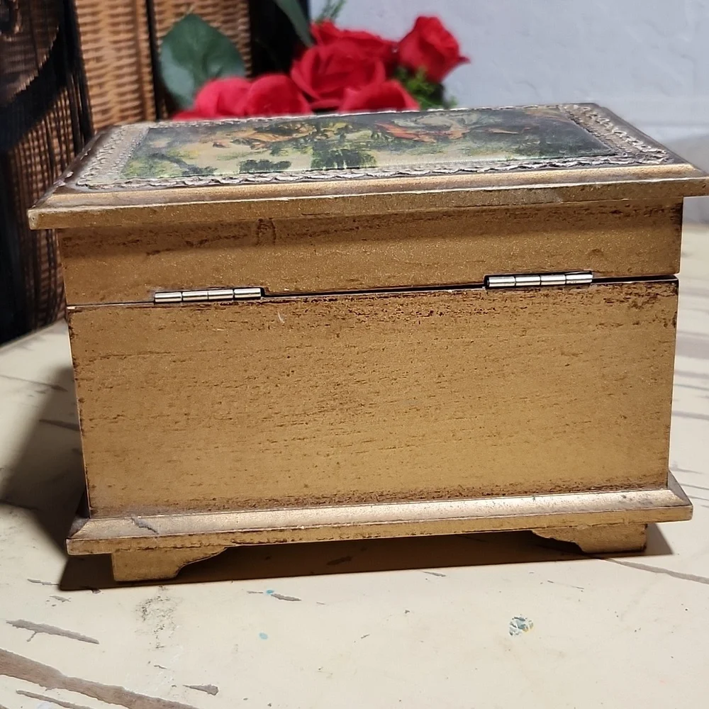 VINTAGE Wood Wind Up Music Jewelry Box Silky Print Antoine Watteau Foote…